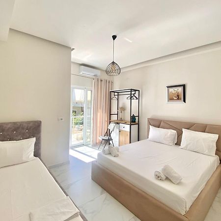 Vila Kleopatra Sarandë Esterno foto