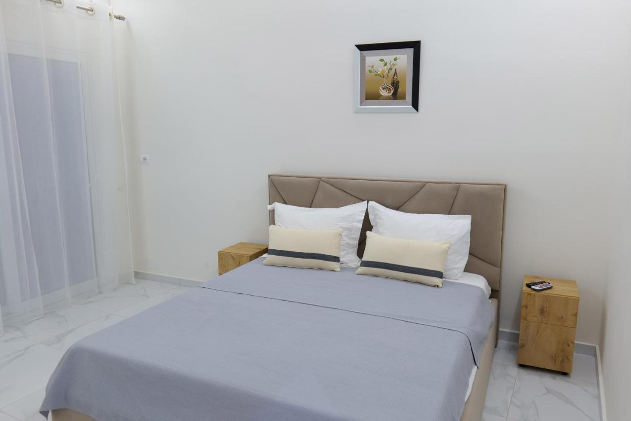 Vila Kleopatra Sarandë Esterno foto