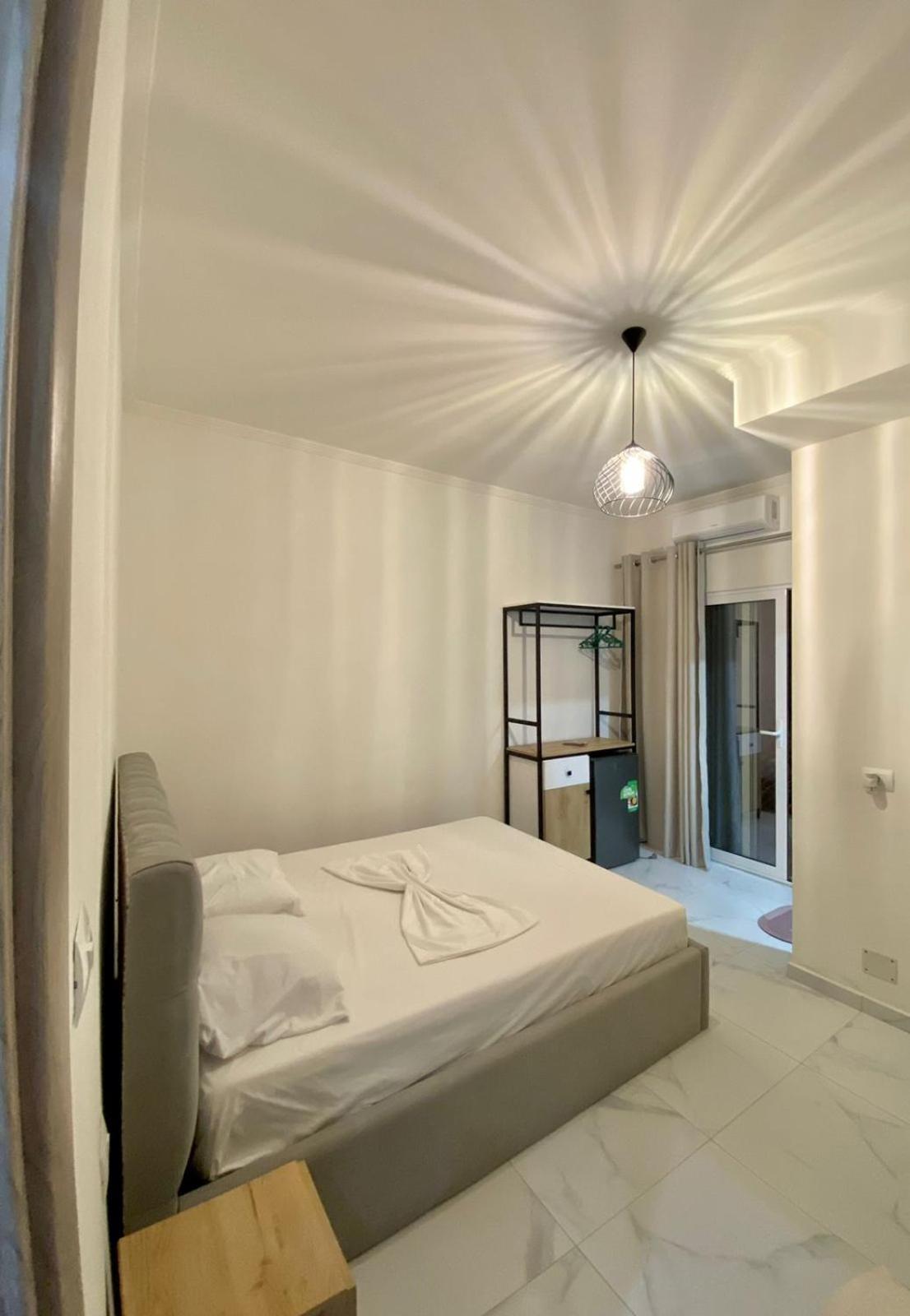 Vila Kleopatra Sarandë Esterno foto
