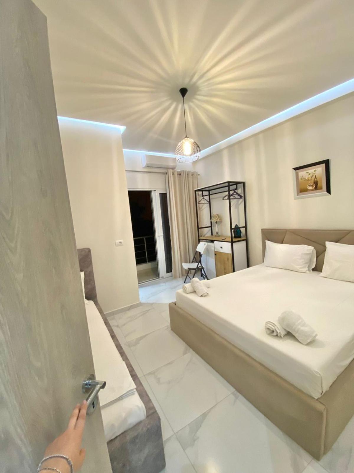 Vila Kleopatra Sarandë Esterno foto
