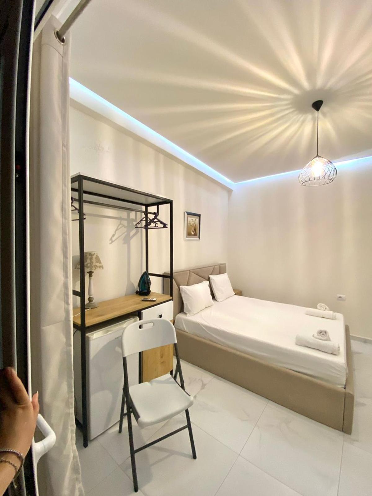 Vila Kleopatra Sarandë Esterno foto