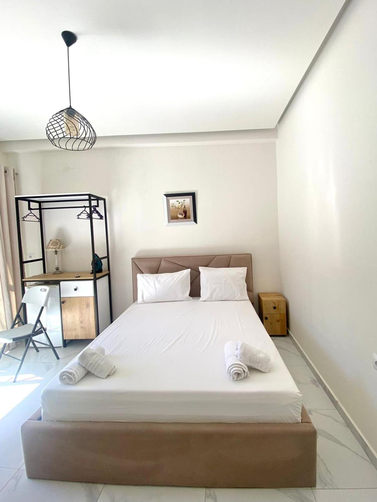 Vila Kleopatra Sarandë Esterno foto